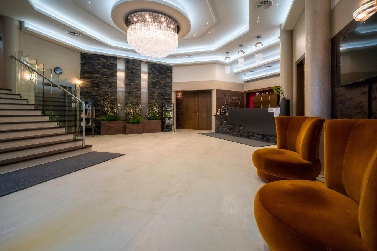 Hotel & Spa Czarny Gron Rzyki Exterior photo